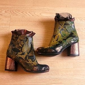 Papucei Flocked Leather Boots NWOB